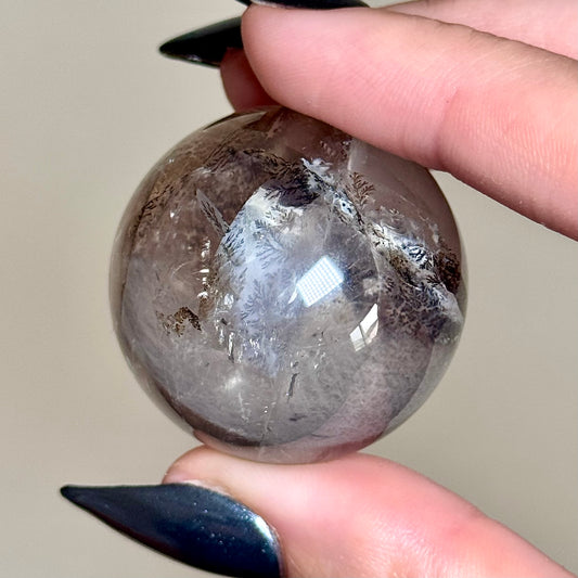 Dendritic Quartz Sphere